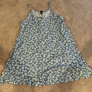 Adjustable spaghetti strap light blue with white flowers dress, size M